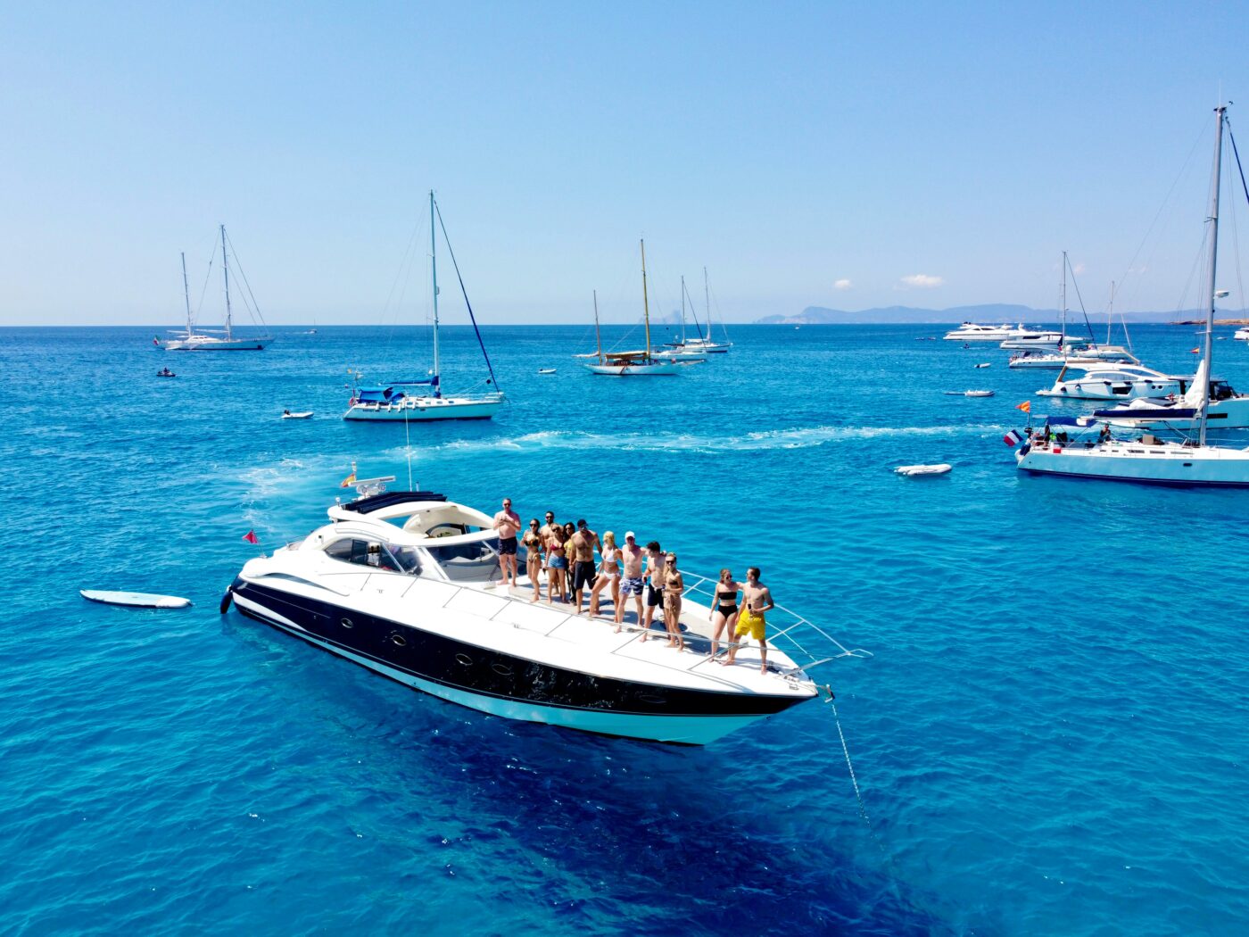 Cabo Bachelor Yacht Parties: The Ultimate Experience
